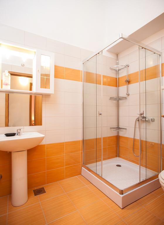 Apartments Fiona - Away From City Crowds 马卡尔斯卡 客房 照片
