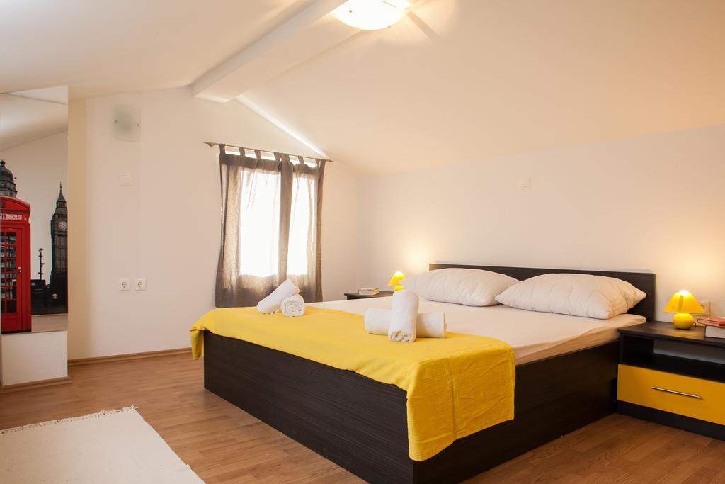 Apartments Fiona - Away From City Crowds 马卡尔斯卡 客房 照片