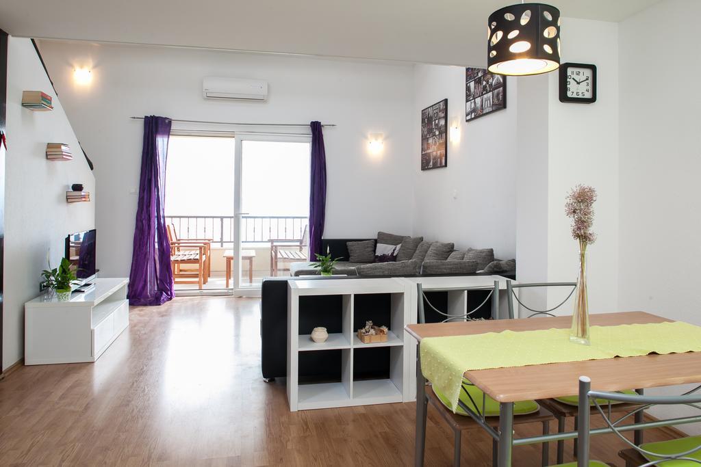 Apartments Fiona - Away From City Crowds 马卡尔斯卡 客房 照片