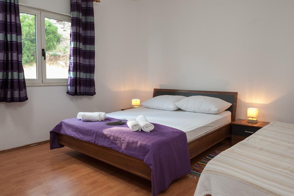Apartments Fiona - Away From City Crowds 马卡尔斯卡 客房 照片