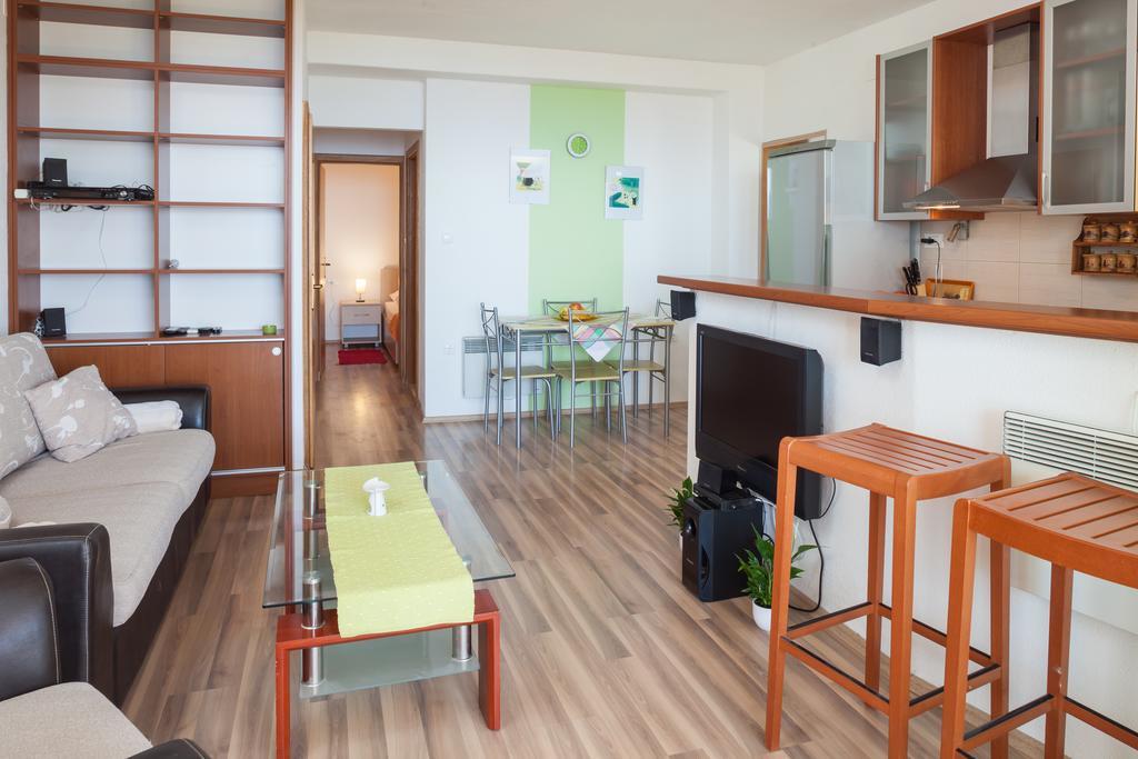 Apartments Fiona - Away From City Crowds 马卡尔斯卡 客房 照片